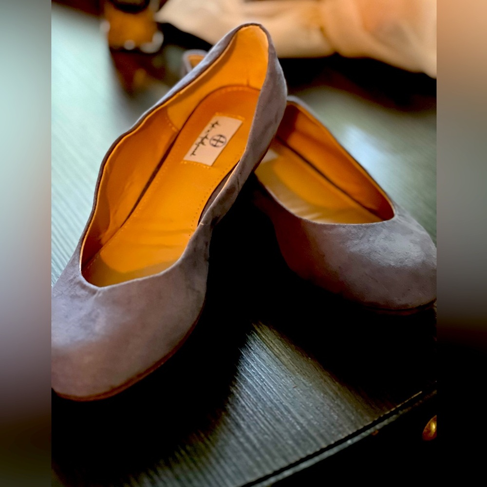 Hot in Hollywood soft blue ballerina flats 7